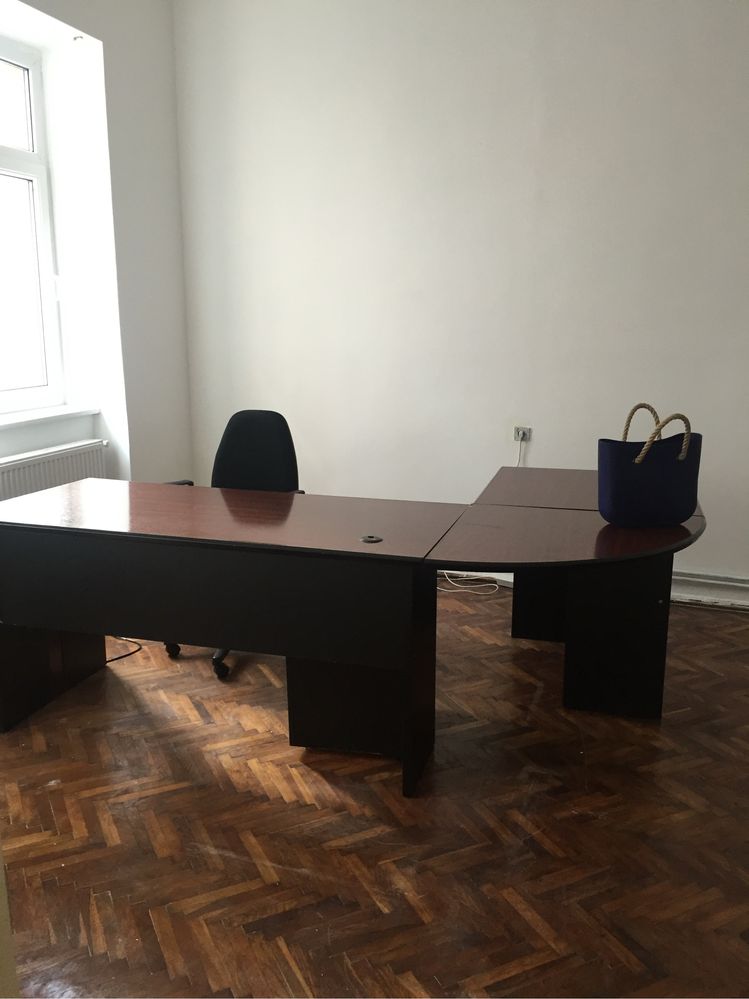 Inchiriez spatiu comercial sau pentru birouri ultracentral
