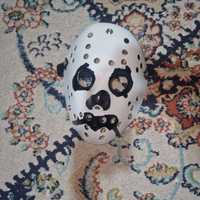 Sematary hocky mask