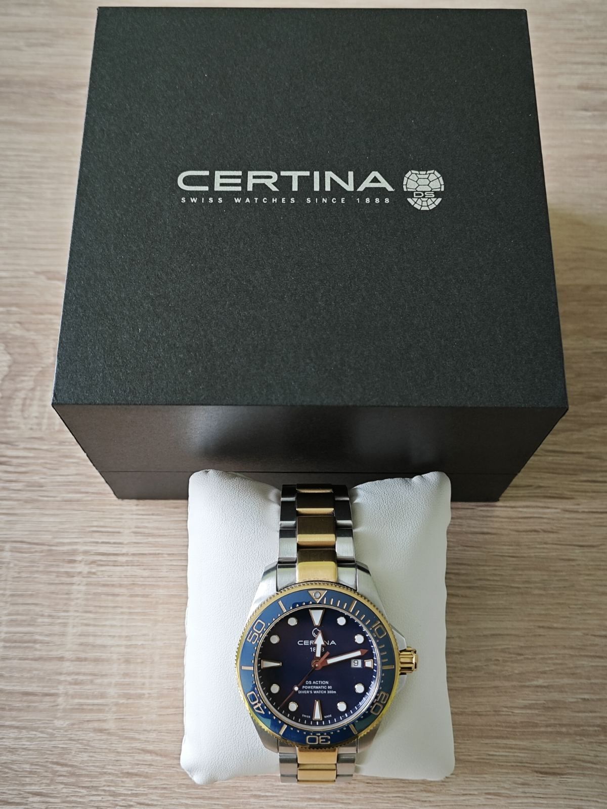 Щвейцарски мъжки часовник CERTINA