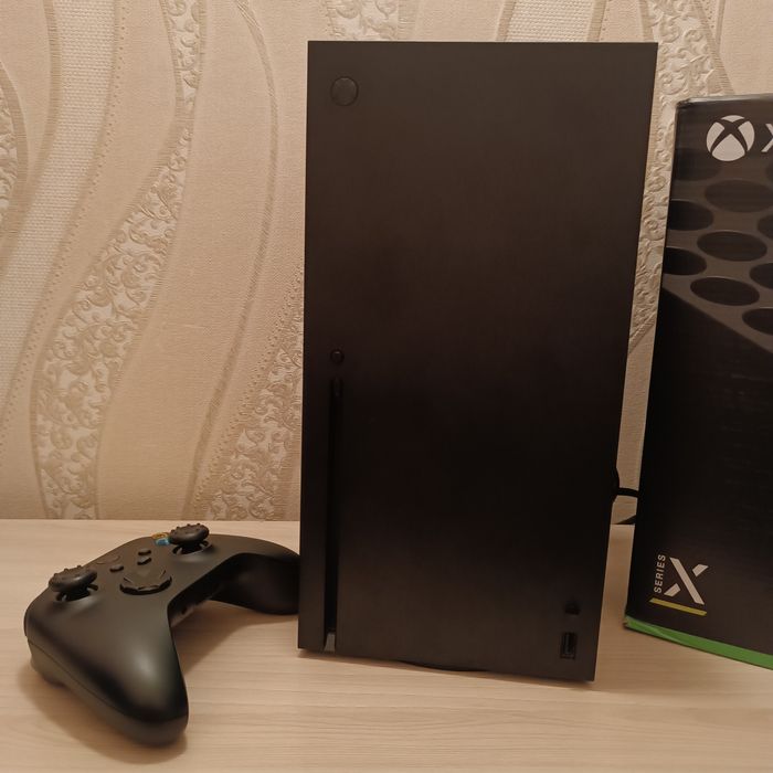 Xbox Series X + 50 игр