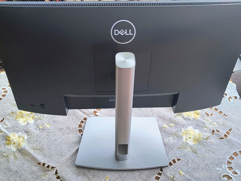 Vând PC Gaming + Monitor Dell