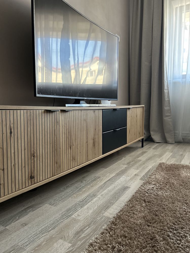 Comoda tv model rifraj stejar/negru 208 cm