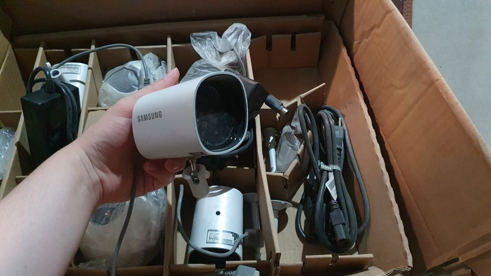 Kamara Samsung sotiladi
