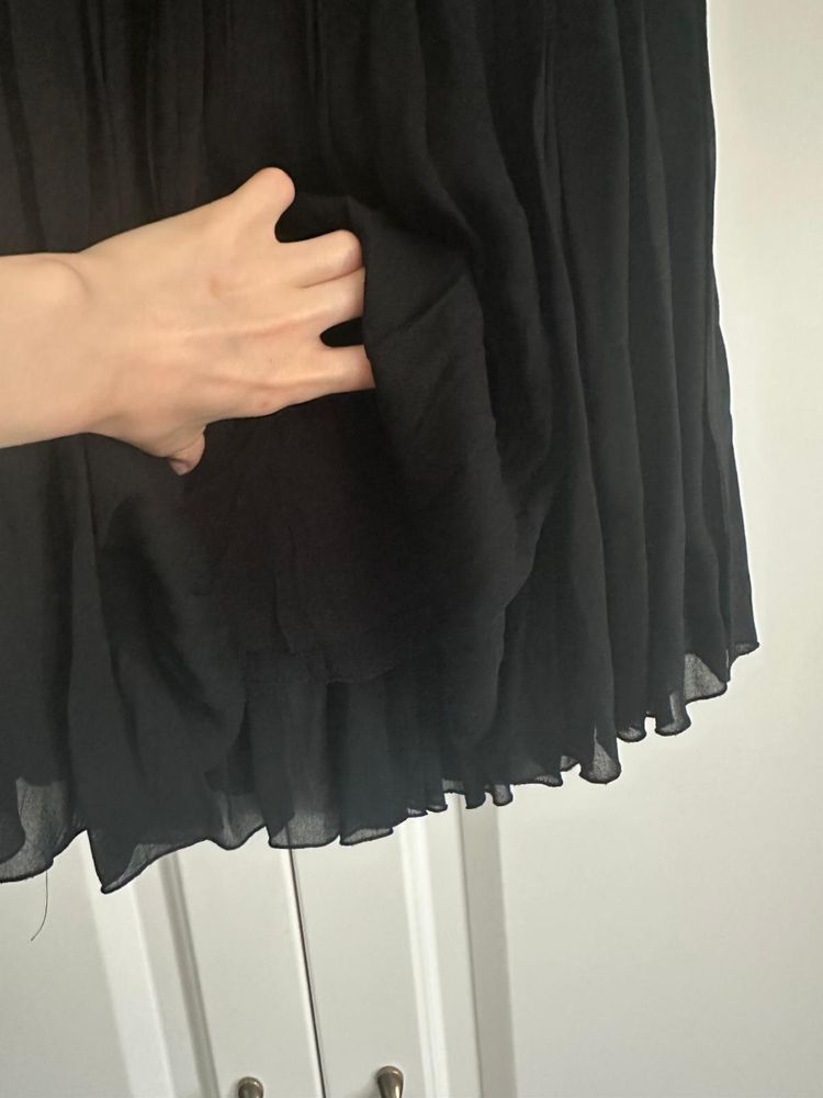 Fusta Prada , neagra , originala , masura 38 /M