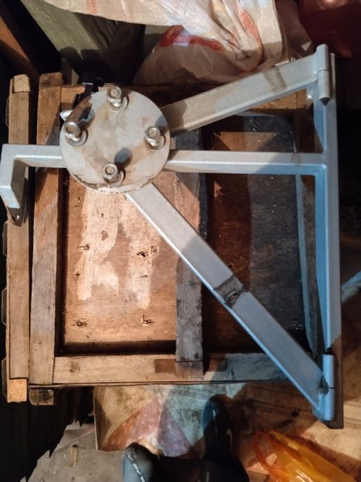 Калитка ларгус, кронштейн запасного колеса ларгус