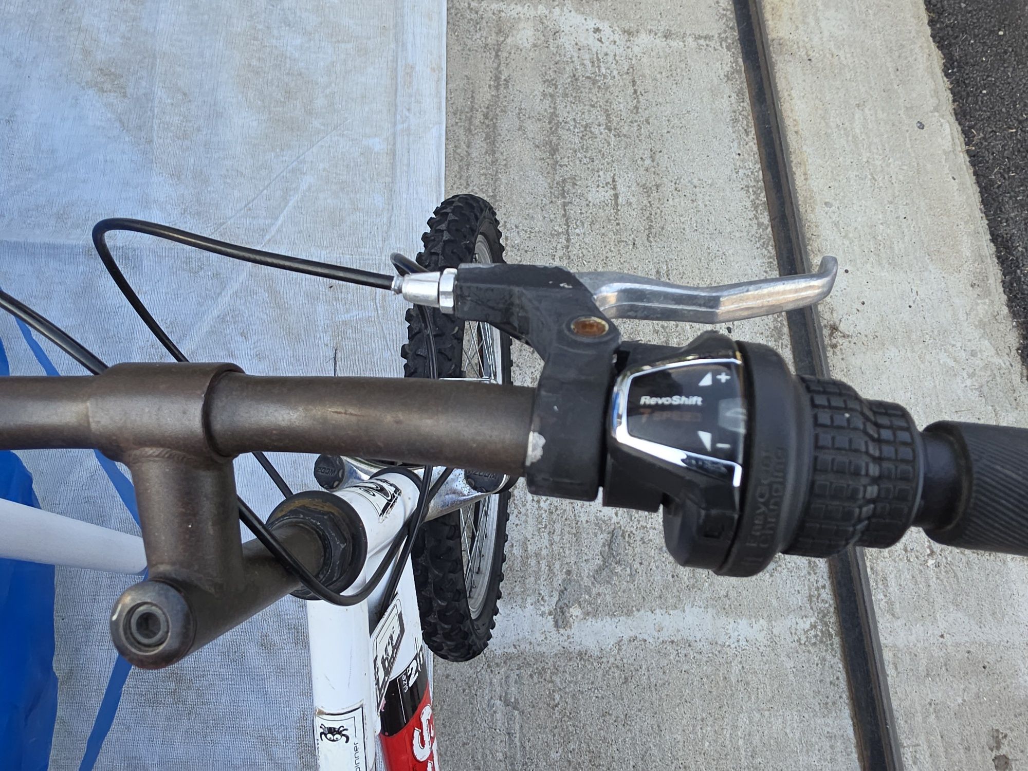 Bicicleta Cross revoshift 24''