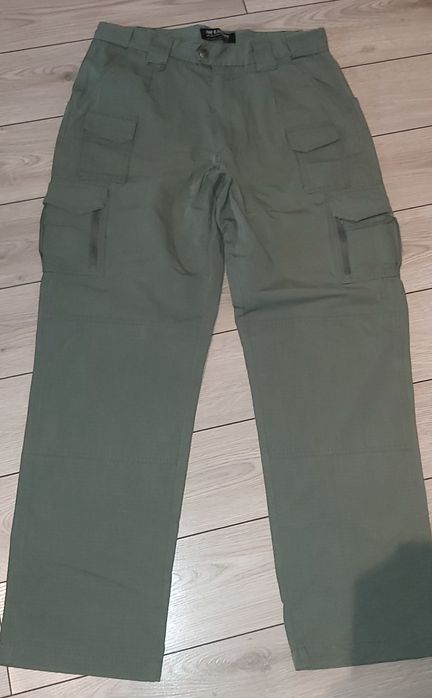 Pantaloni tactici Blackhawk!