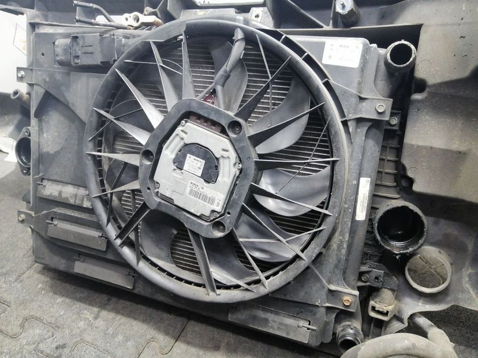 Suport cadru radiator VOLKSWAGEN SHARAN 7M8, 7M9, 7M6 1995 - 2010 TDI BRT 3M21A00120AA, 7M3805594BE