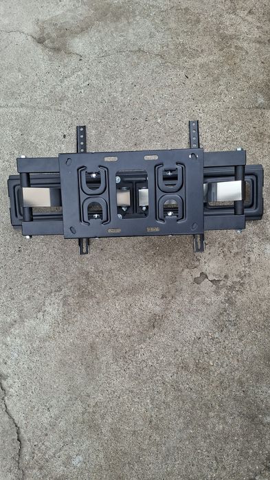 Suport TV care tine pana la 50 kg