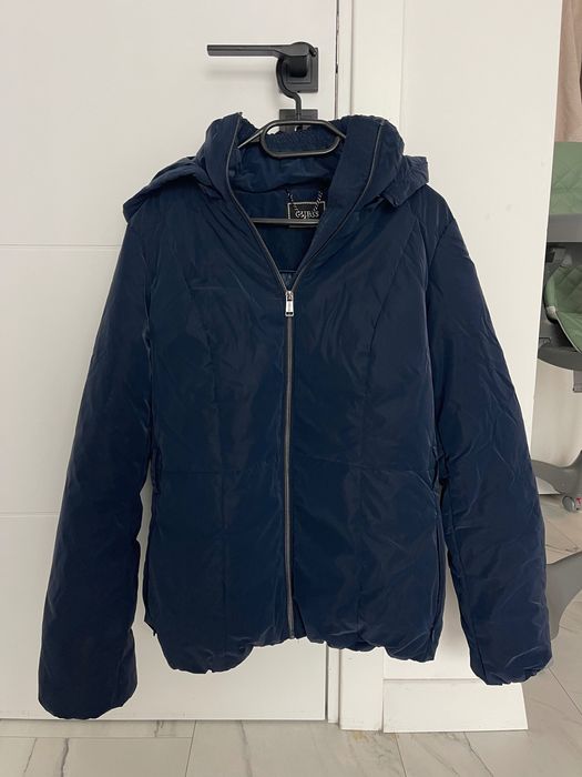 Зимно дамско яке Guess