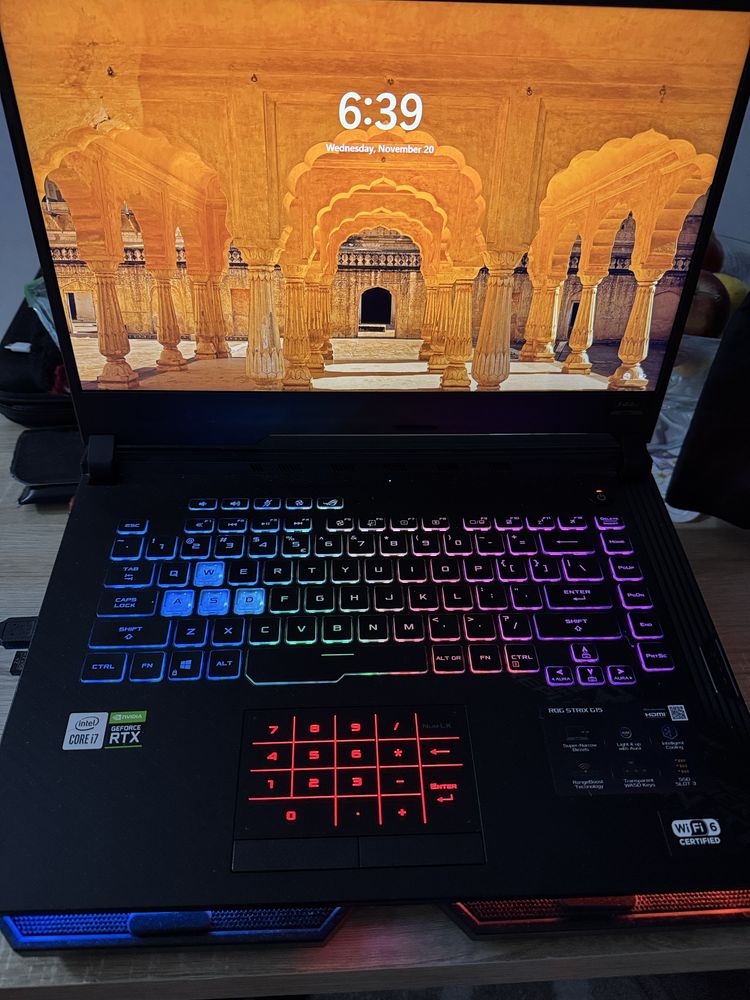Laptop Gaming Asus Rog Strix , cooler , mouse Razer hyperspeed
