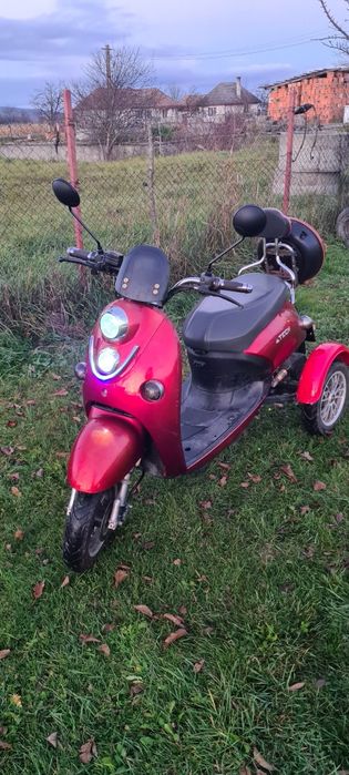 Triciclu Scuter ZTech 63