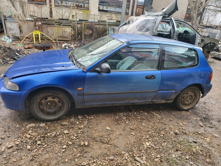 Хонда Сивик 5   1.5 бензин САМО НА ЧАСТИ