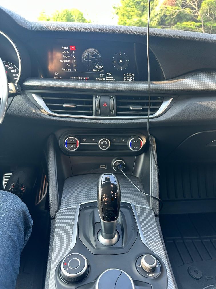 Alfa Romeo Stelvio 4x4 280 hp