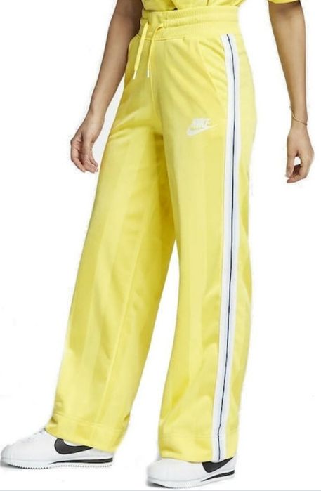 Nike дамски екип