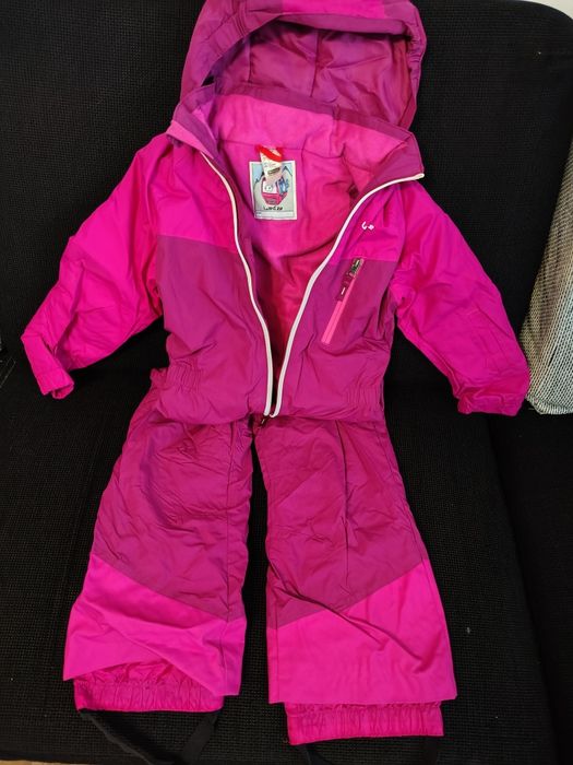 Costum ski fete in stare perfectă