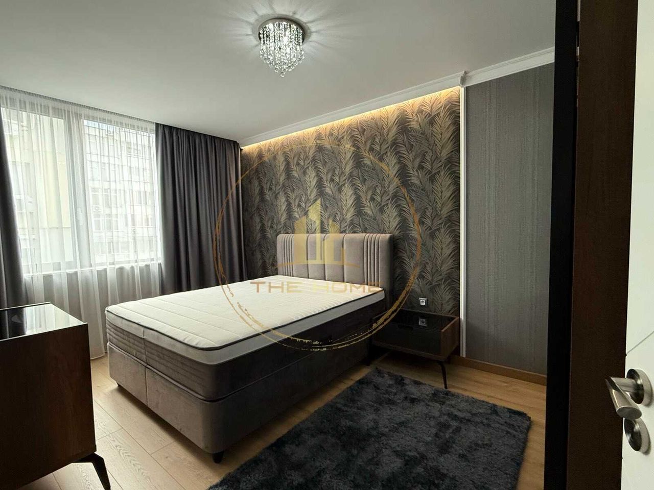 Дава се под наем Тристаен апартамент в Варна, Чайка - 109 кв.м за 1300 € - Снимка #4
