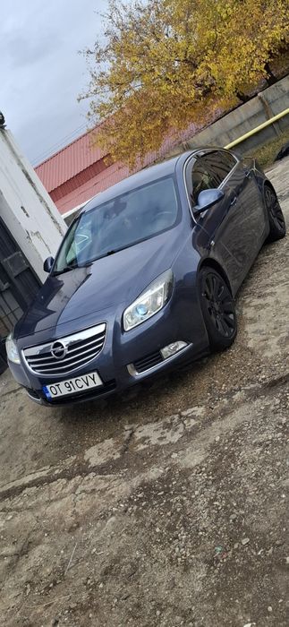 Vand Opel insignia sport  hatchback ,  2.0 cdti, an 2011, euro 5.