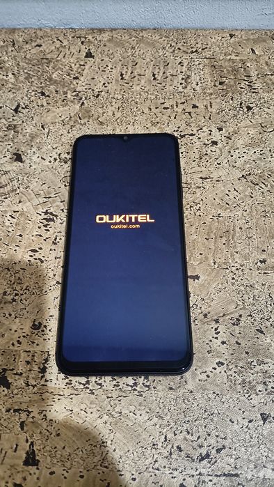 Vand smartphone Oukitel C36