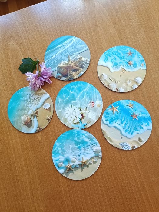 Подложки за чаши,  6 броя. Нови, в опаковка. 6 лв.