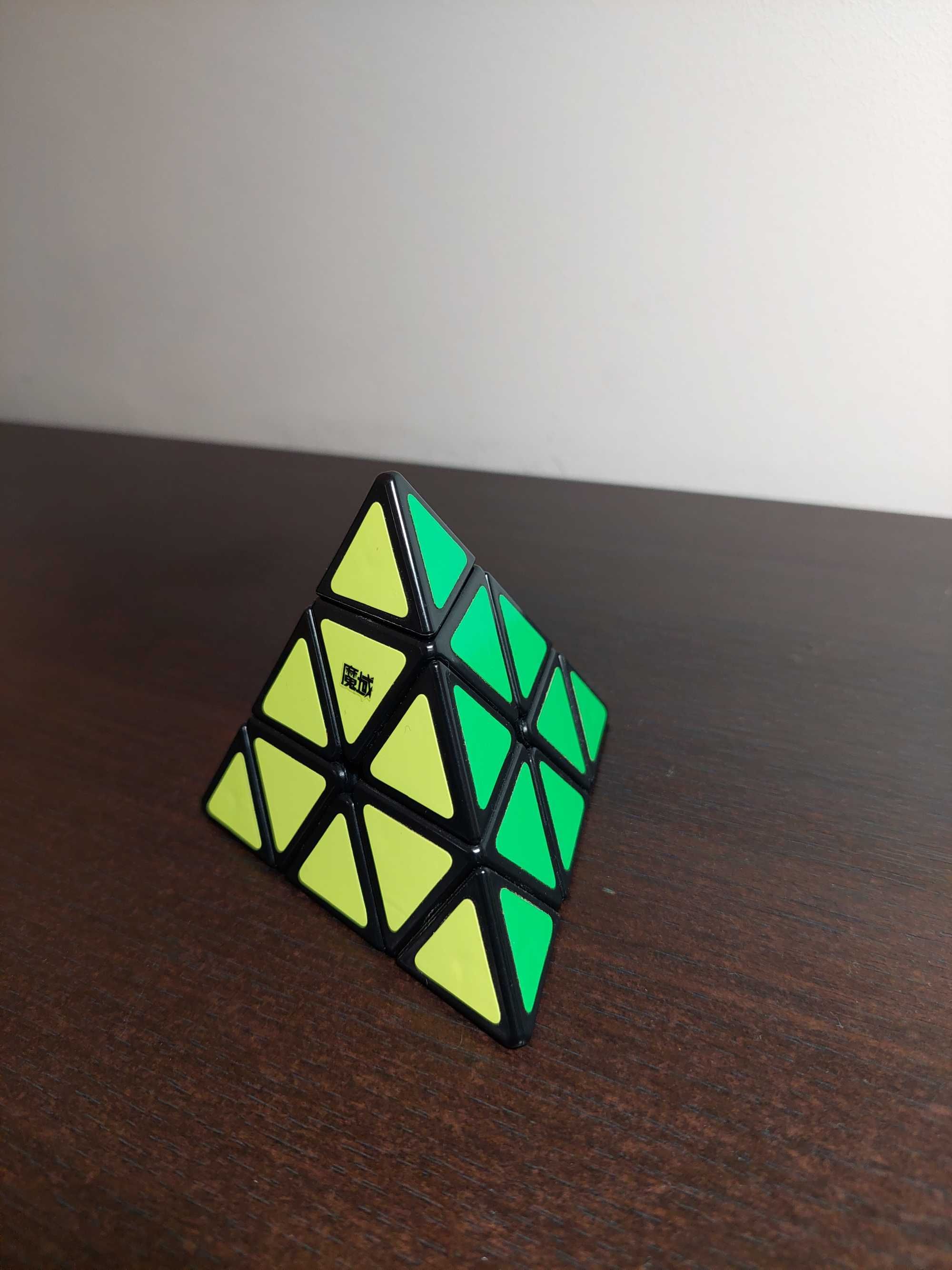 Moyu 2x2, 3x3, 4x4, Skewb, Pyraminx, Vcube 7