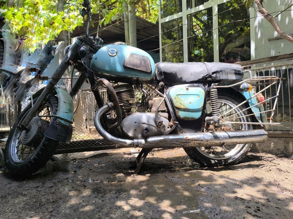 Мотоцикл Motocikl