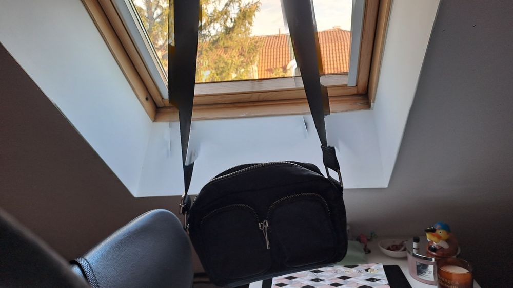 Чанта от магазина Crop