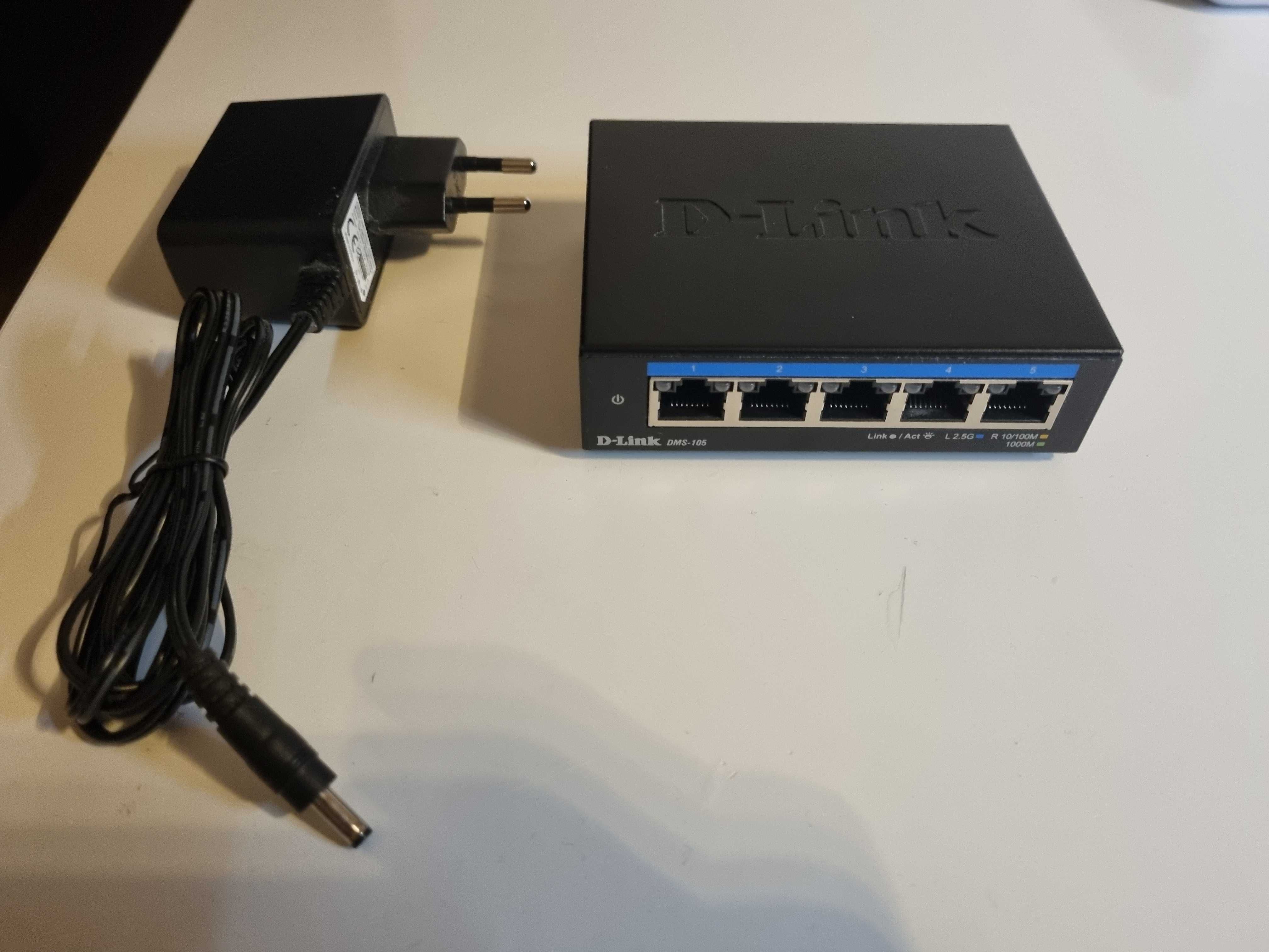 Switch D-Link 2.5Gigabit DMS-105