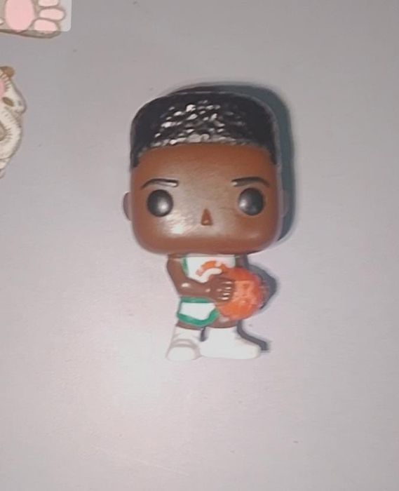 Лукас очень странные дела