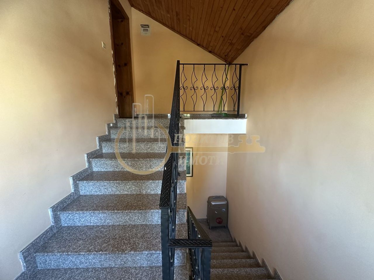 Дава се под наем Етаж от къща в София, Драгалевци - 80 кв.м за 510 € - Снимка #9