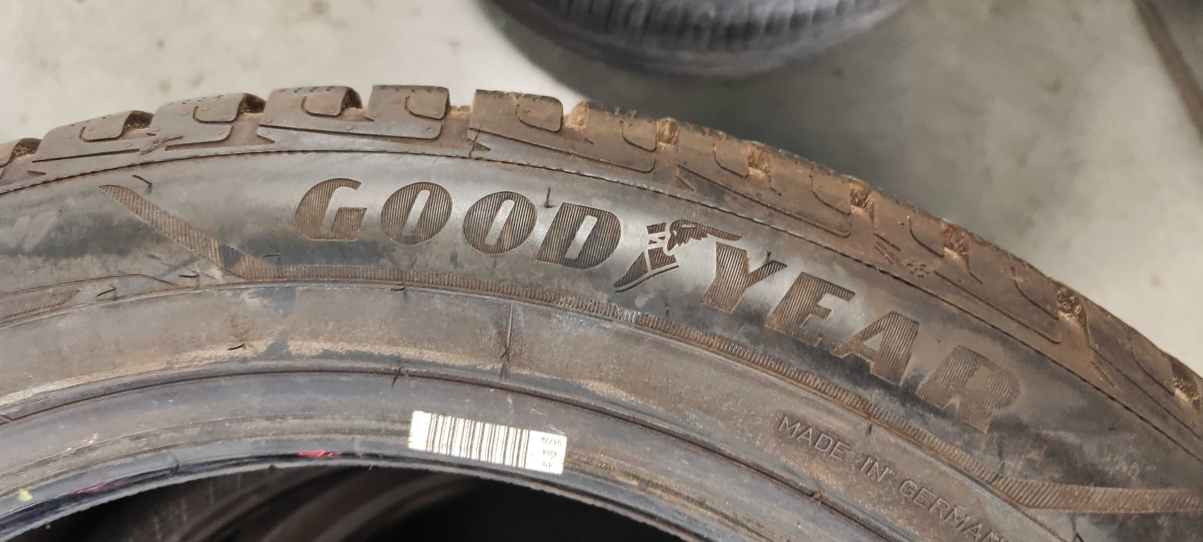 2бр.зимни гуми 235/50/19 Goodyear