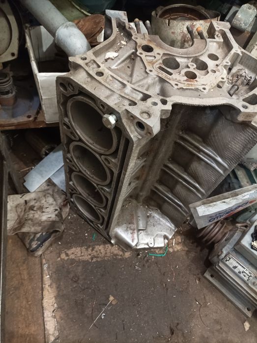 Блок от v8 mercedes