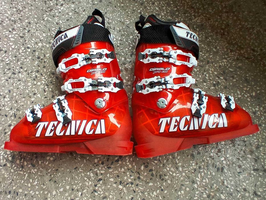 Ски обувки TECNICA Diablo PRO 130