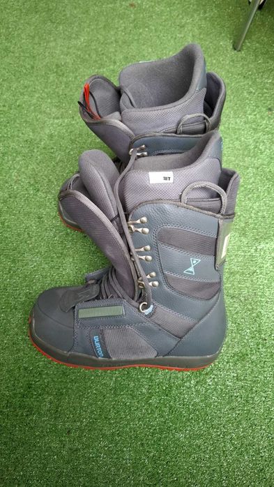 Boots snowboard Burton marimea 40 mondo 25