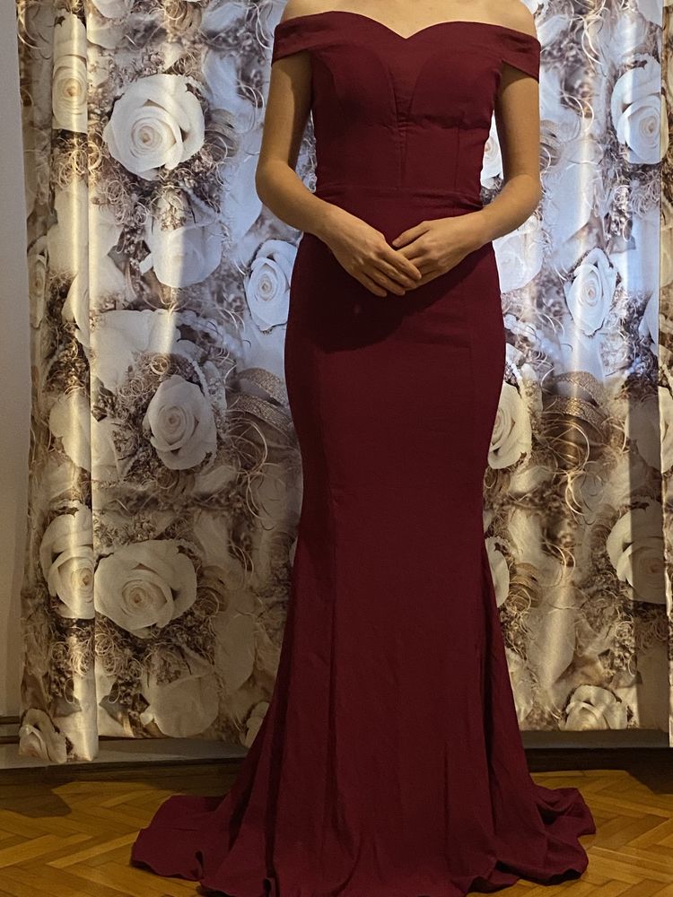 Rochie elegantă rosie