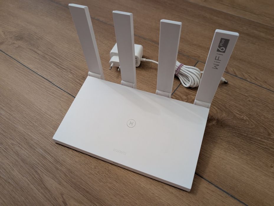 Wi-Fi Рутър Huawei AX3 Dual Core (WS7100) бял