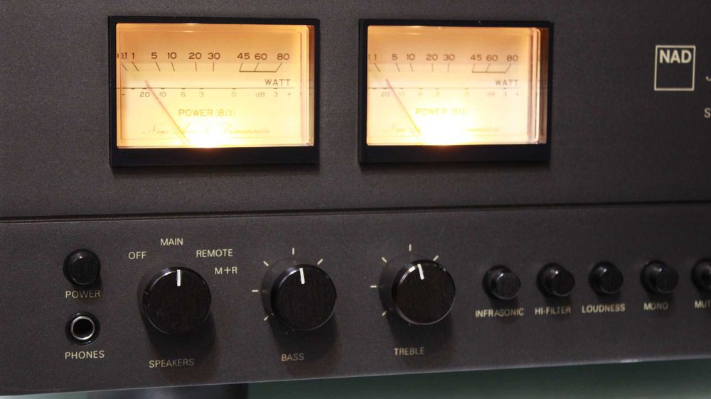 Statie/Amplificator NAD 3045(2x65W,1978)