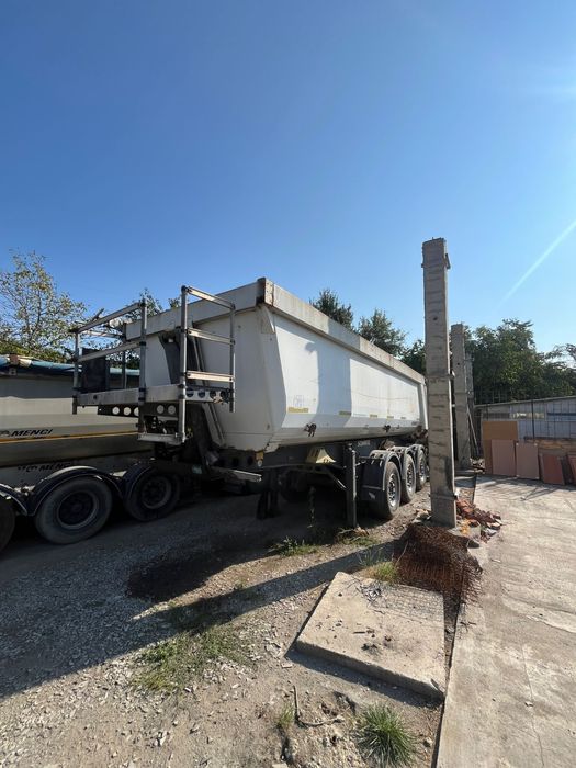 Semiremorca Basculabila Schmitz