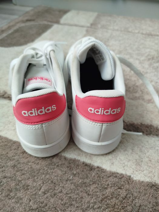 Кожени маратонки Adidas номер 36