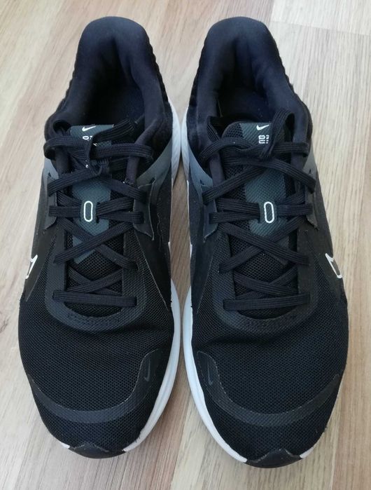 Маратонки на NIKE ном.39