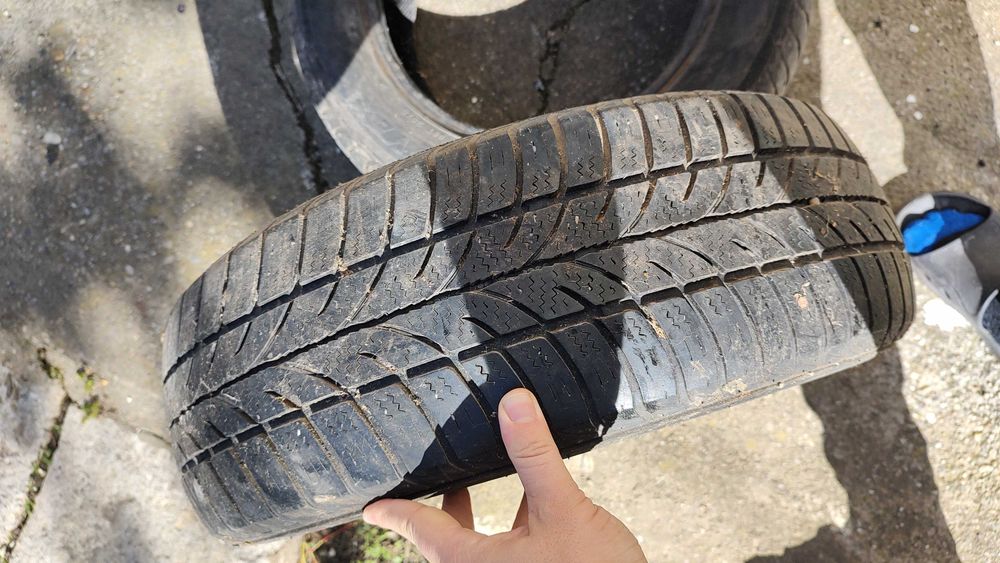 Всесезонни гуми 15/195/65