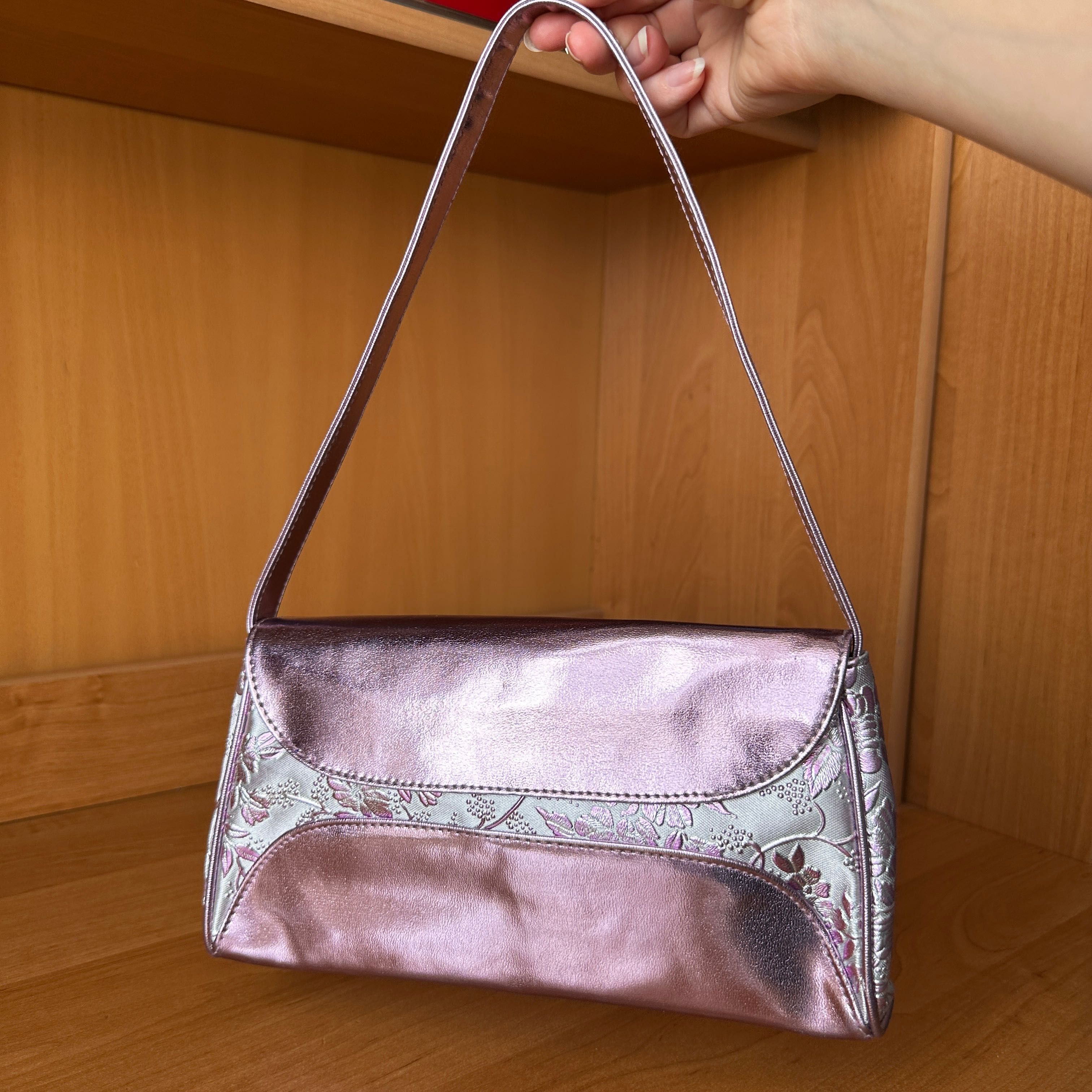 Женская сумка клатч розовая