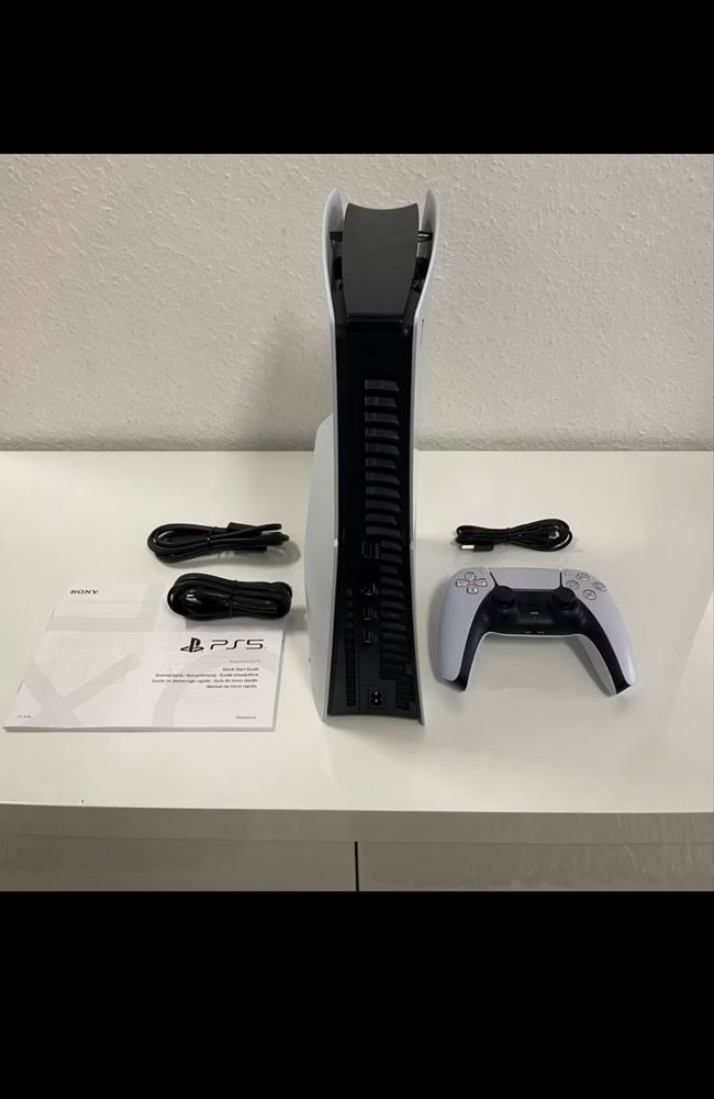 PlayStation 5 Slim конзола  1TB като нов в гаранция