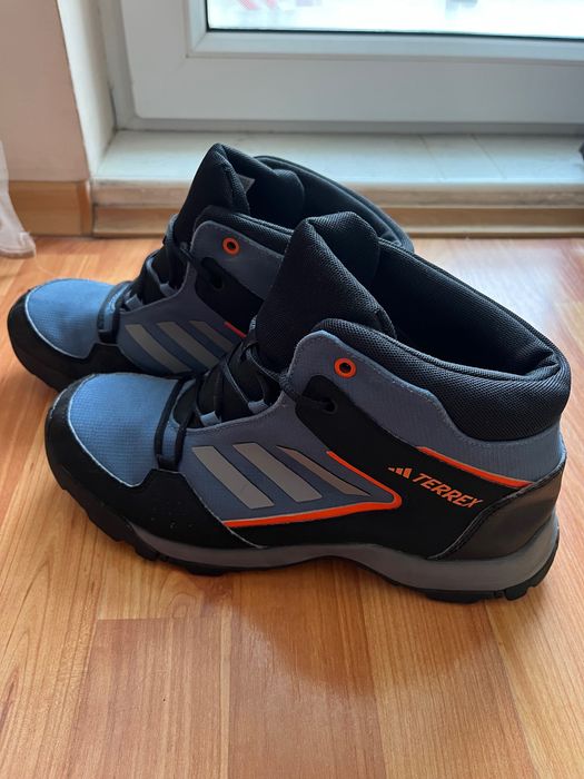 Зимни обувки Adidas Terrex 40  номер