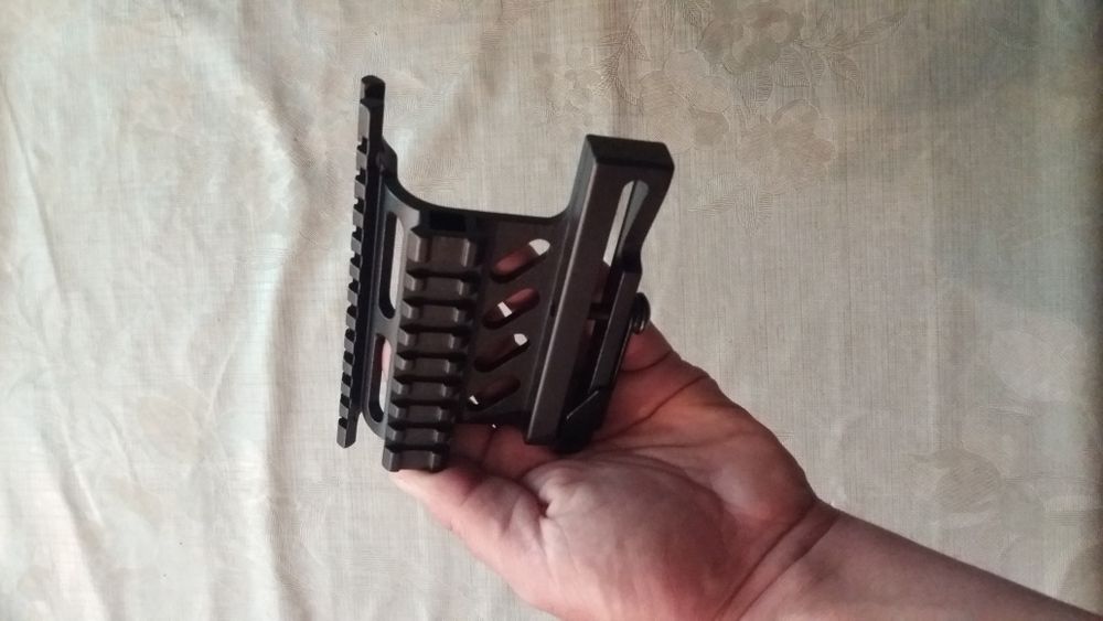 Стойка за бързомер от калашник