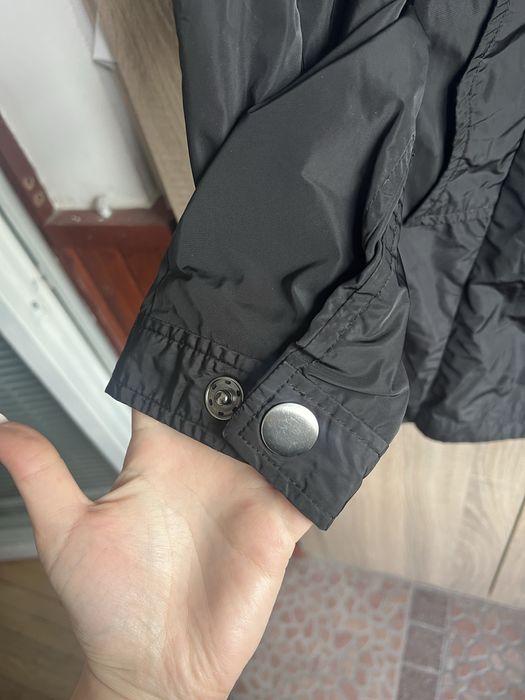 Дамско черно яке