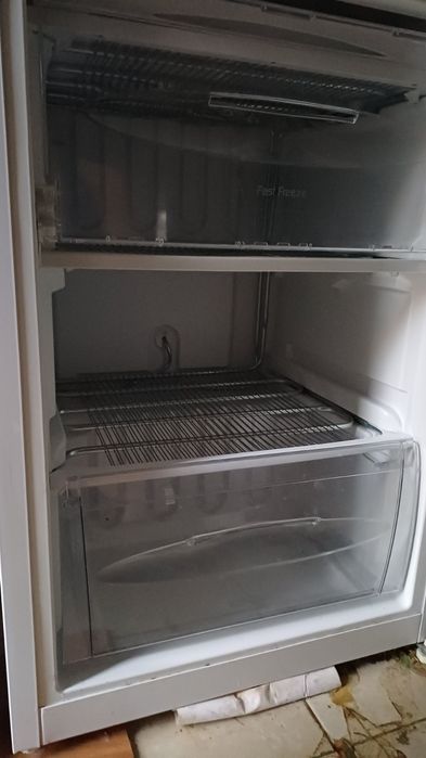 Фризери          .