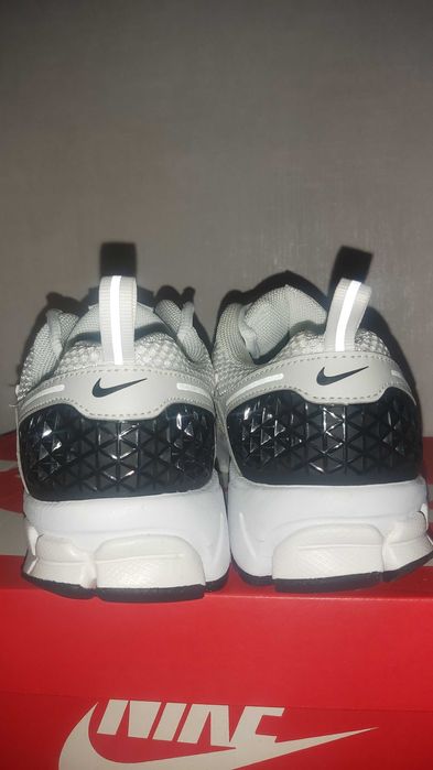 Nike Zoom Vomero 5 - Номер 36.5