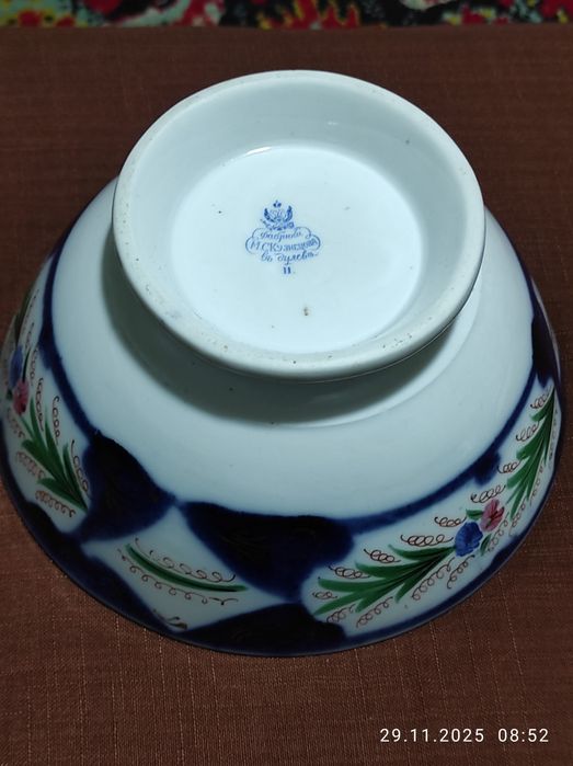 Продаю Посуду кому интересно звоните