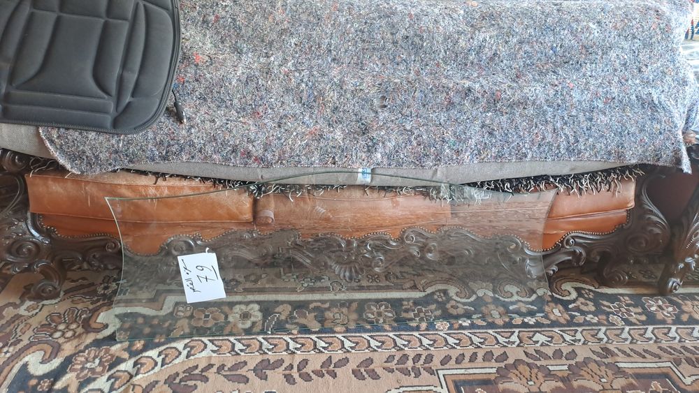 De vanzare fotolii si canapea si masuta stil baroc